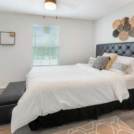 Cozy Two Bedroom Home Minutes From Downtown! 休斯敦 外观 照片